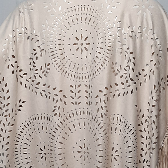 Choles boho cape shawl - Picture 4 of 6